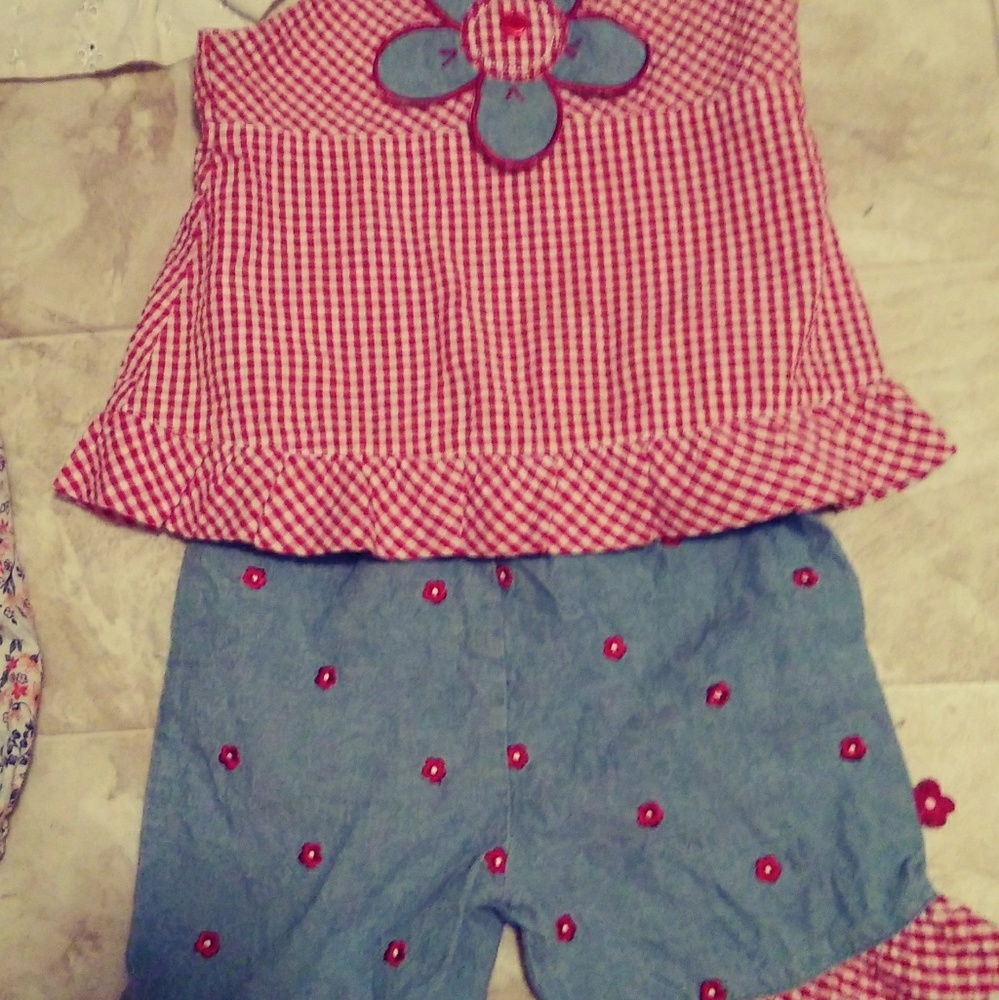 The cutest little summer outfit!